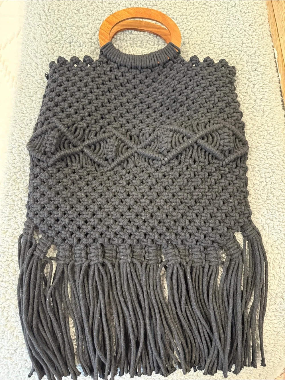 Danielle Nicole Black Macrame Fringe Bag Wooden Handles Boho Crossbody